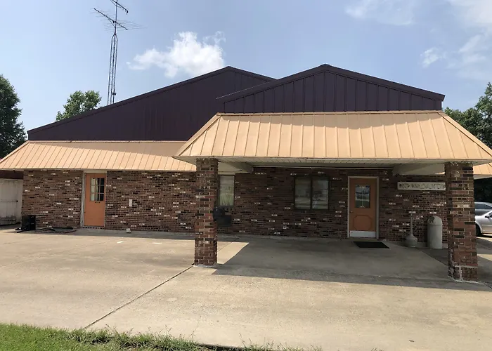 Budget Host Inn