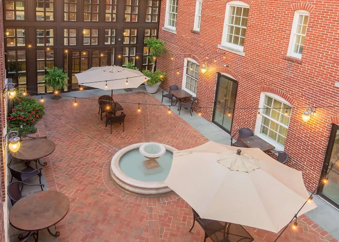 The George Washington - A Wyndham Grand Hotel