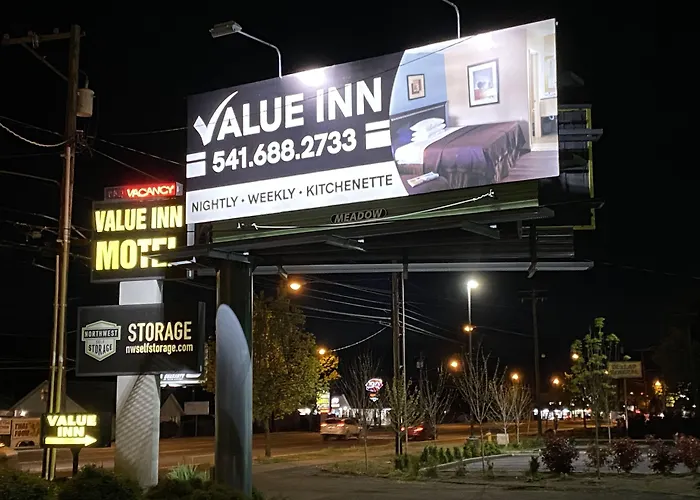 Valueinn Eugene - Airport