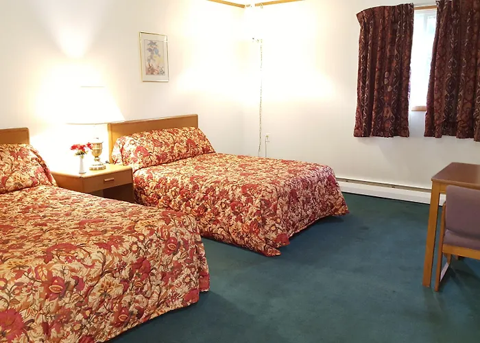 Crown Inn & Suites