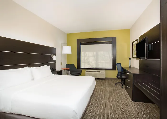 Holiday Inn Express & Suites Ft Collins By Ihg
