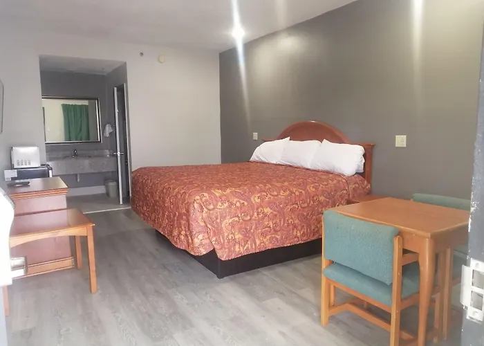 Royal Inn & Suite- Jonesboro