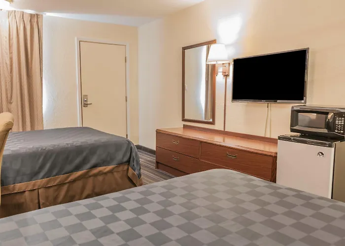 Econo Lodge Cloverdale