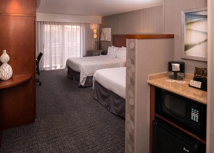 Courtyard By Marriott Thousand Oaks Ventura County