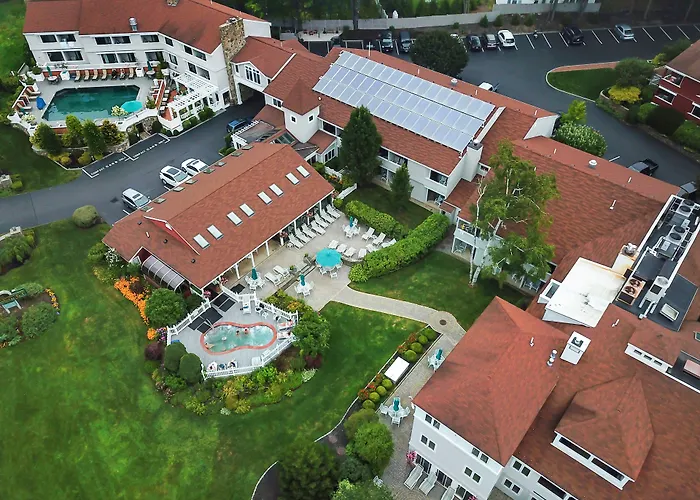 The Meadowmere Resort