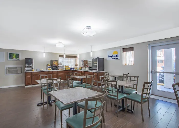 Days Inn By Wyndham Elmsford