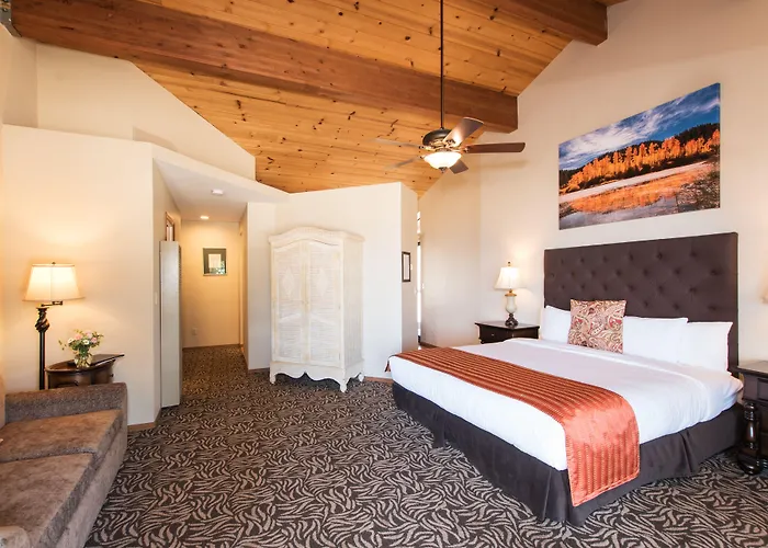 Mourelatos Lakeshore Resort
