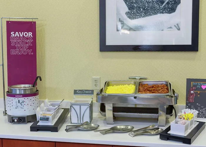 Hampton Inn & Suites Knoxville-Downtown