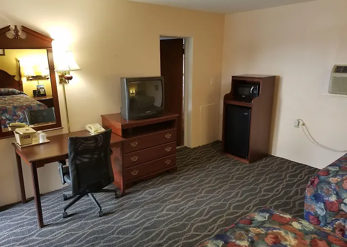 Budget Host Inn