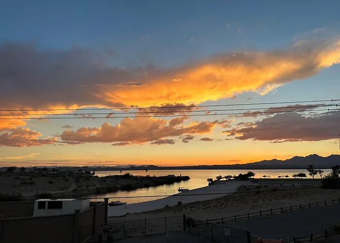 Sway Hotel Lake Havasu