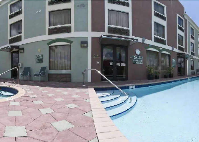 Holiday Inn Express Hotel & Suites Clewiston By Ihg