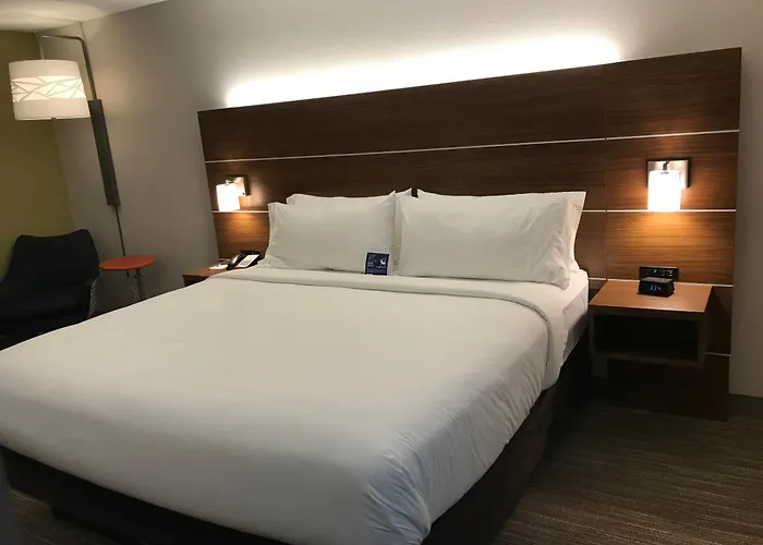 Holiday Inn Express & Suites Fleming Island By Ihg