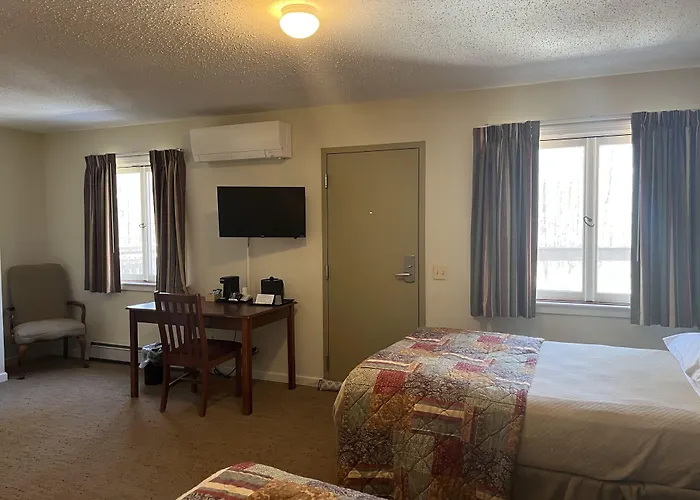 The Upper Pass Lodge
