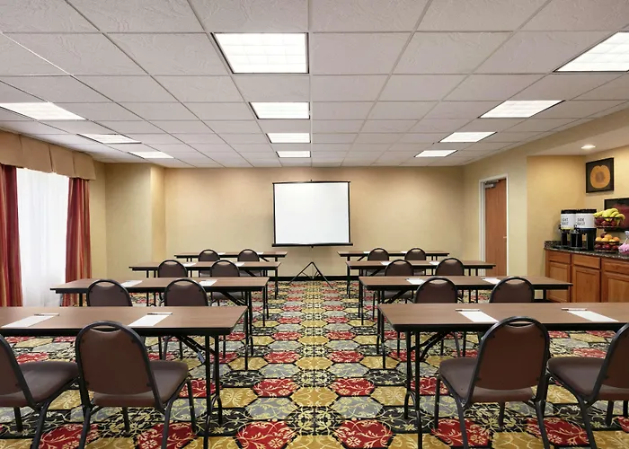 Hampton Inn & Suites Lawton