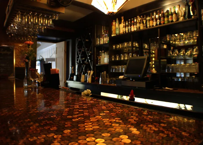 Historic Summit Inn