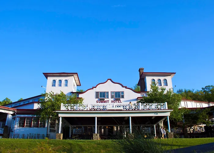 Historic Summit Inn