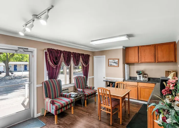 Americas Best Value Inn Jonesville/Hillsdale