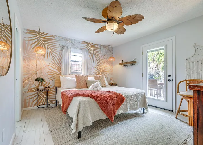 4 Mi To Jensen Beach Park: Family Home W/ Pool!