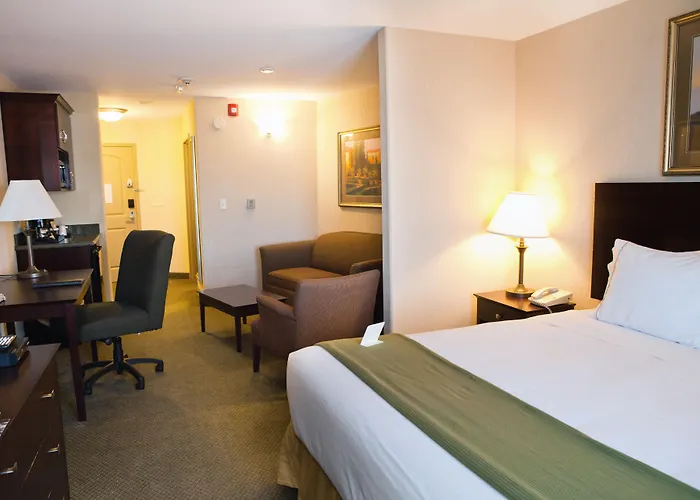 Holiday Inn Express And Suites Springfield Medical District By Ihg