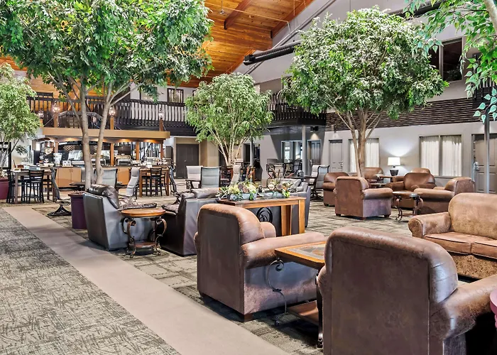 Heartland Inn & Suites, Surestay Collection By Best Western