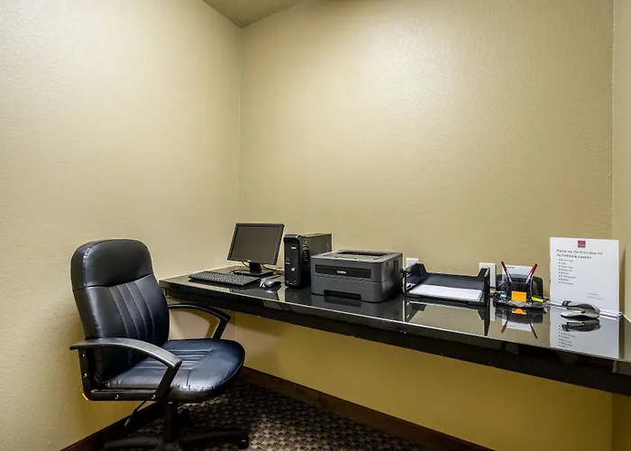 Comfort Suites Near Texas State University