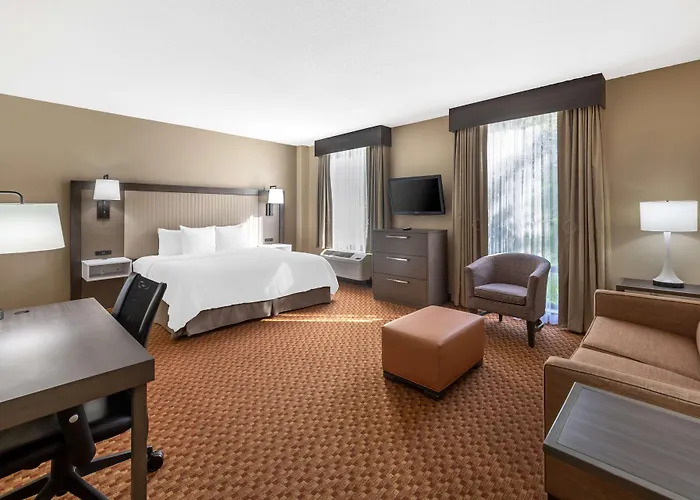 Best Western Plus Kendall Hotel & Suites