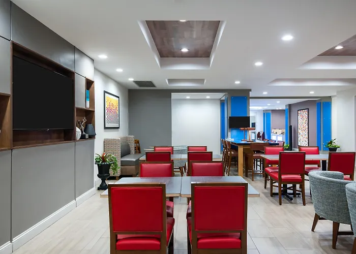 Holiday Inn Express & Suites Florence I-95 & I-20 Civic Ctr By Ihg