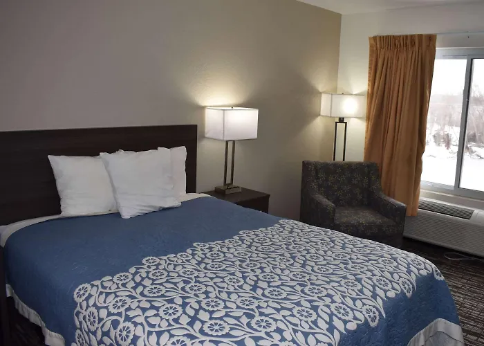Super 8 By Wyndham Grand Island