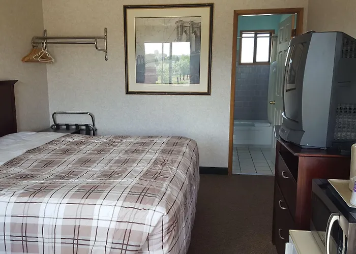 Richland Inn And Suites