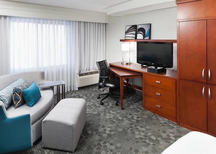 Courtyard By Marriott Hattiesburg