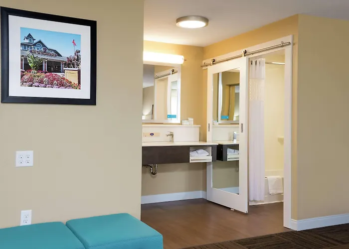 Hampton Inn & Suites Fremont