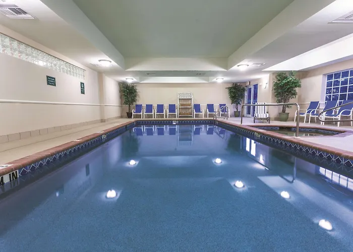 Stay Well Inn & Suites