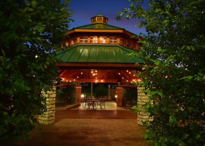 Holiday Inn Express Hotel & Suites Watertown - Thousand Islands By Ihg