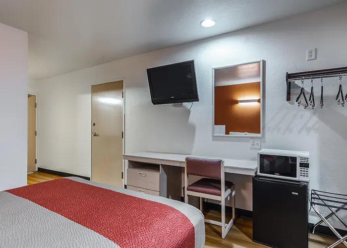 Motel 6-Mcalester, Ok