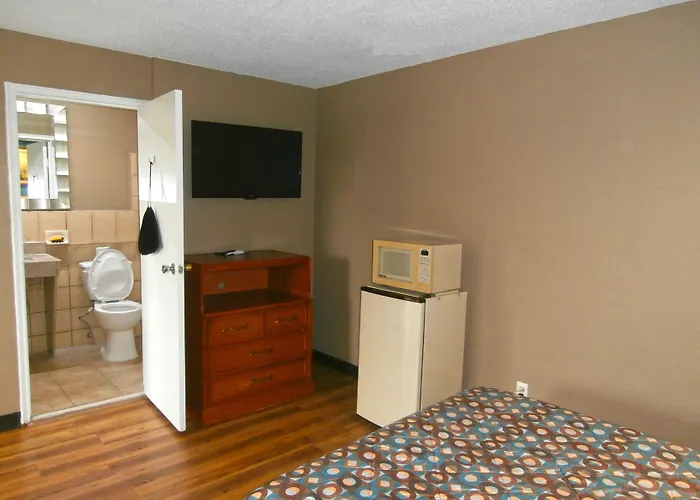 Americas Best Value Inn-Savannah