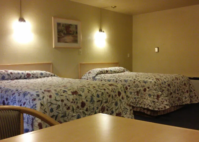 Budget Host Longhorn Motel