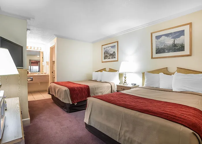 Rodeway Inn & Suites Pronghorn Lodge Lander