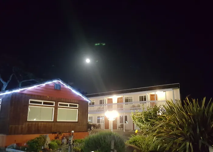 Coast Inn And Spa