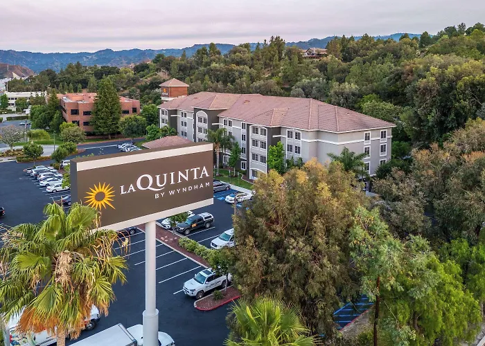 La Quinta By Wyndham Santa Clarita - Valencia