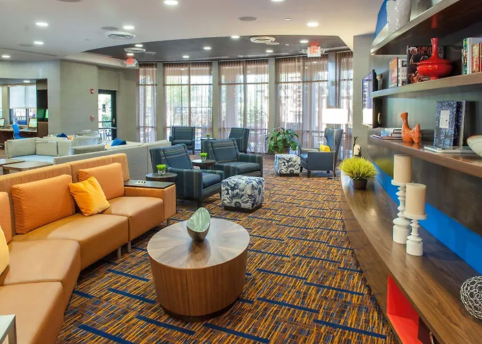 Courtyard By Marriott Pensacola Downtown