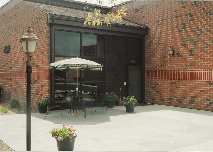 Meadow Court Inn - Ithaca