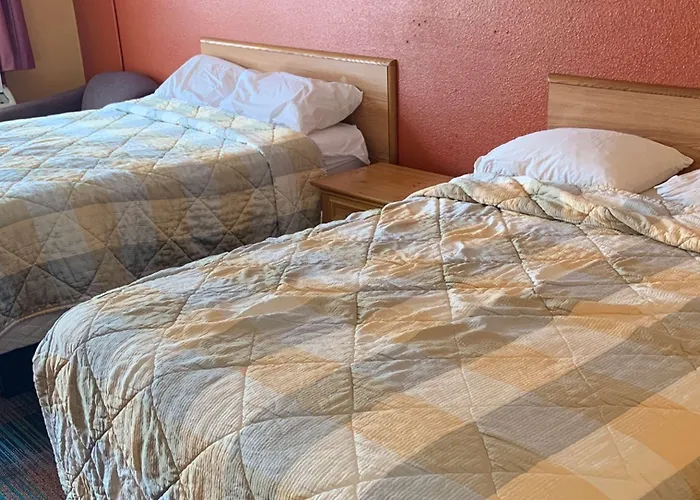 Luxury Inn Forrest City