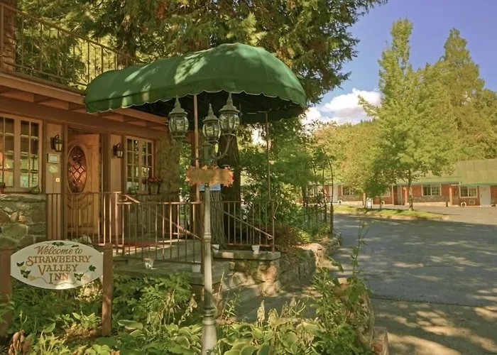 Strawberry Valley Inn