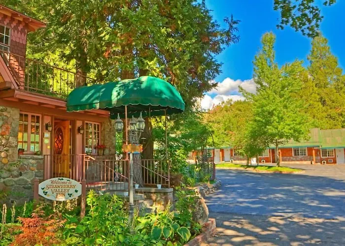 Strawberry Valley Inn