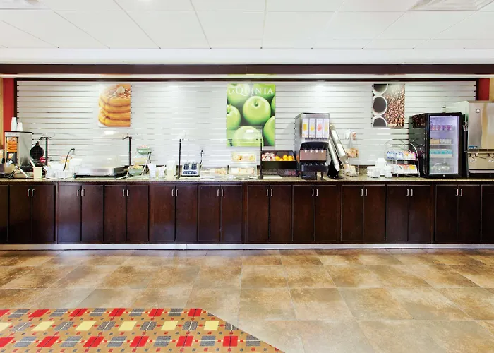 La Quinta By Wyndham Warner Robins - Robins Afb