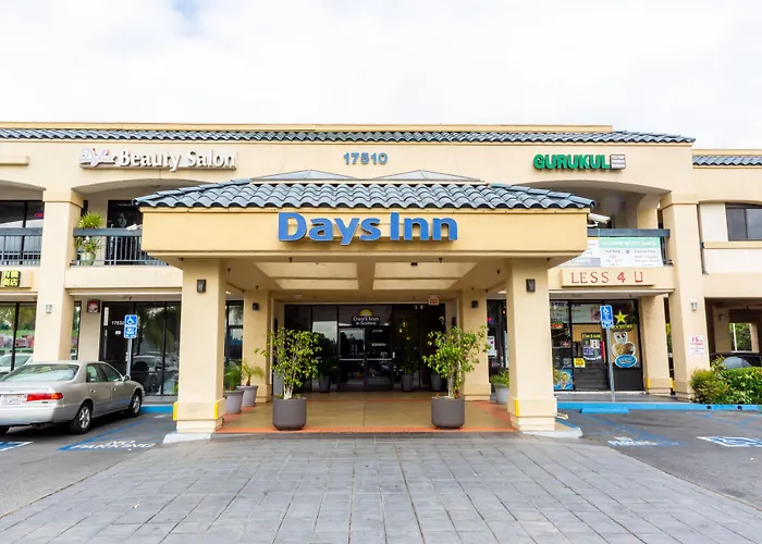 Days Inn & Suites By Wyndham Artesia