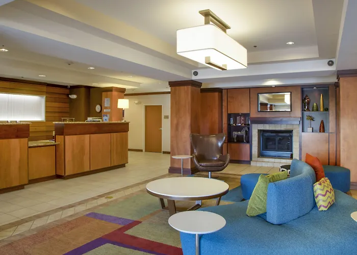 Fairfield Inn And Suites South Hill I-85