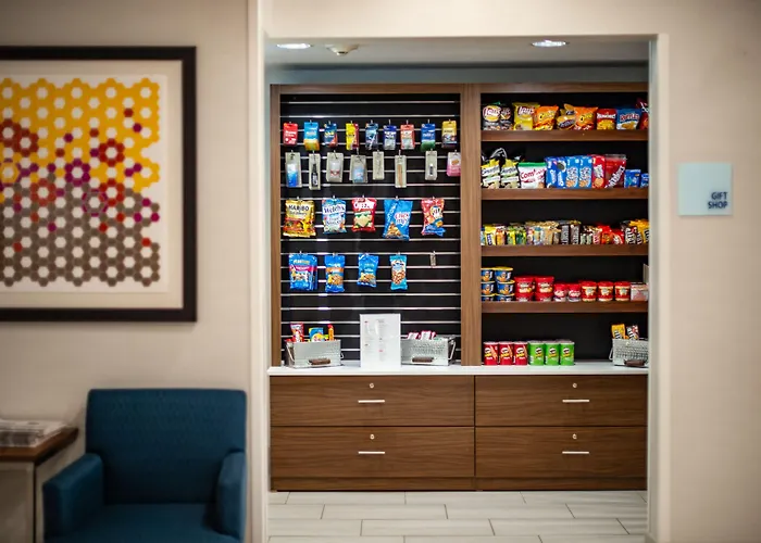 Holiday Inn Express & Suites Wausau By Ihg