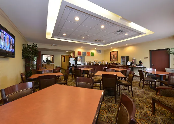 Comfort Inn & Suites Mcminnville Wine Country
