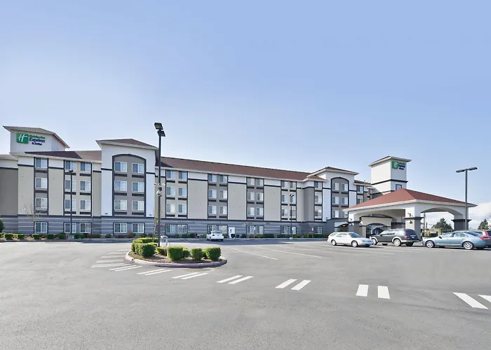 Holiday Inn Express & Suites Tacoma South - Lakewood By Ihg
